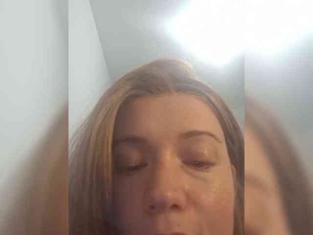 GodessInCharge webcam