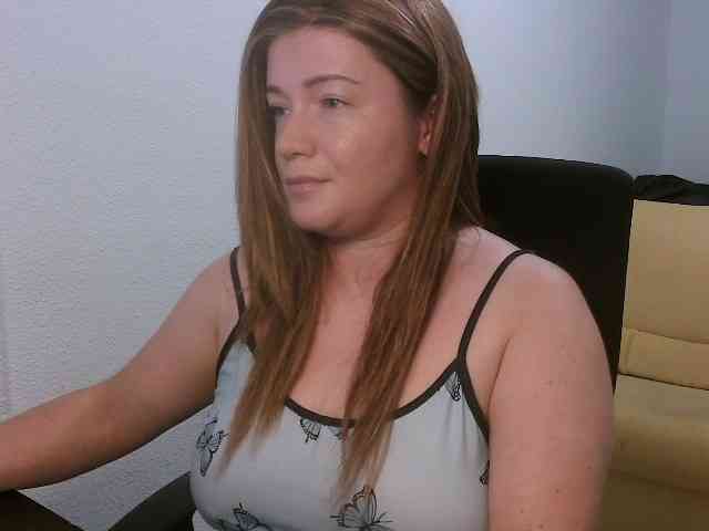 GodessInCharge webcam