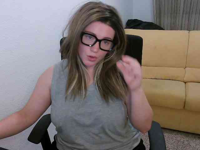 GodessInCharge webcam