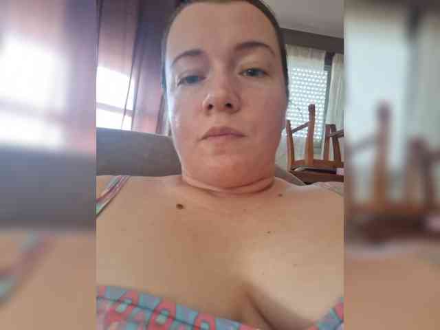 GodessInCharge webcam