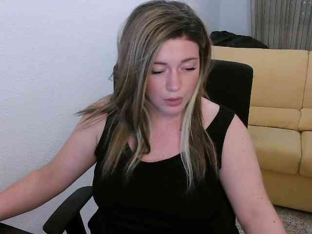 GodessInCharge webcam