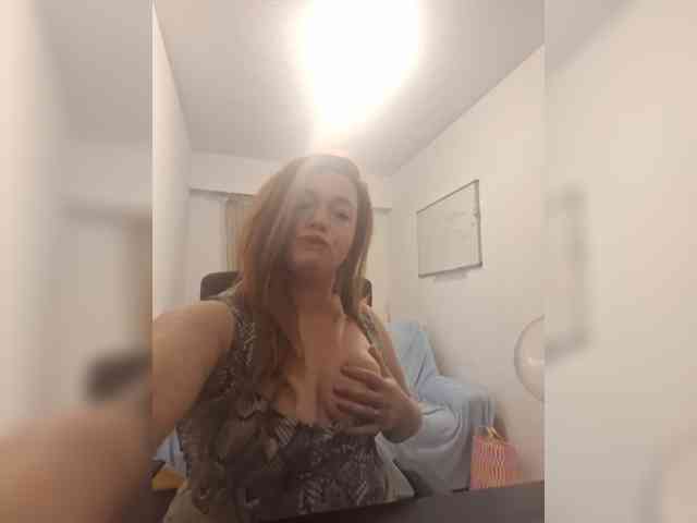 GodessInCharge webcam