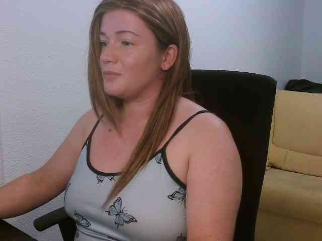 GodessInCharge webcam