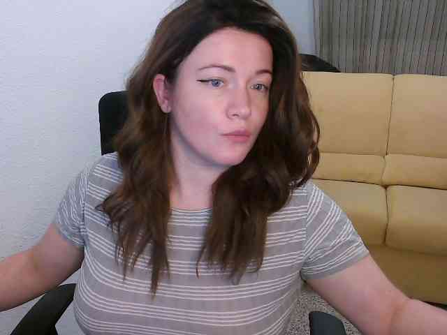GodessInCharge webcam