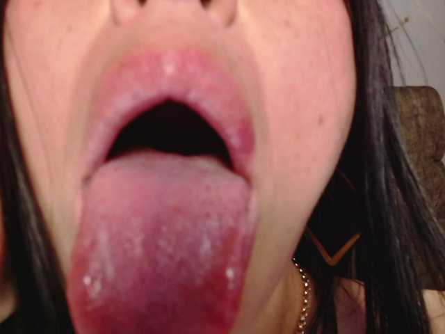 liisa-thompson live cam on BongaCams