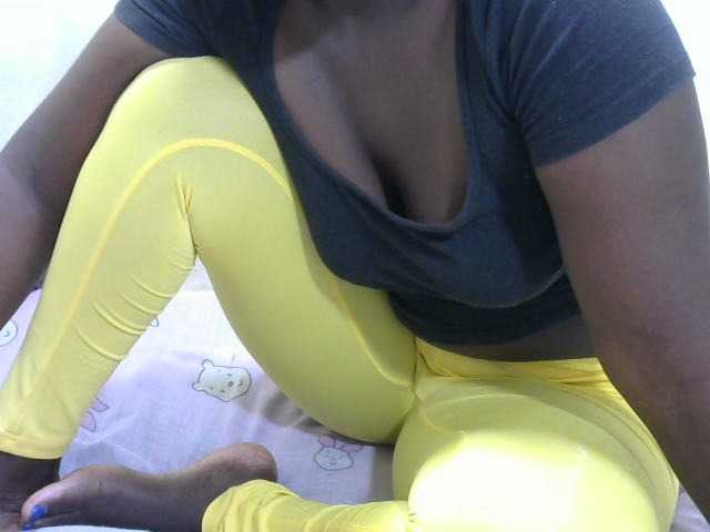 Beautybae live cam on BongaCams