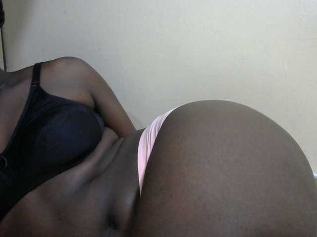 Beautybae live cam on BongaCams
