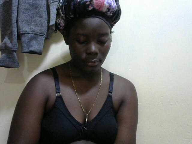 Beautybae live cam on BongaCams