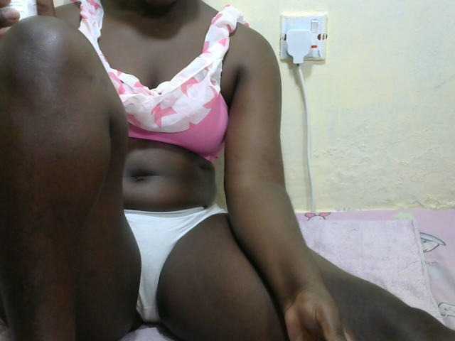 Beautybae live cam on BongaCams