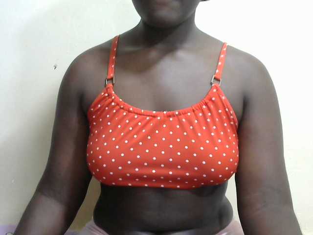 Beautybae live cam on BongaCams