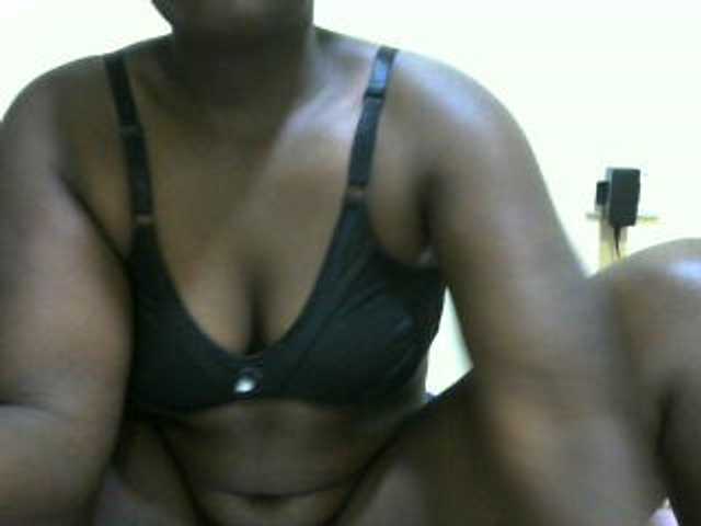 Beautybae live cam on BongaCams