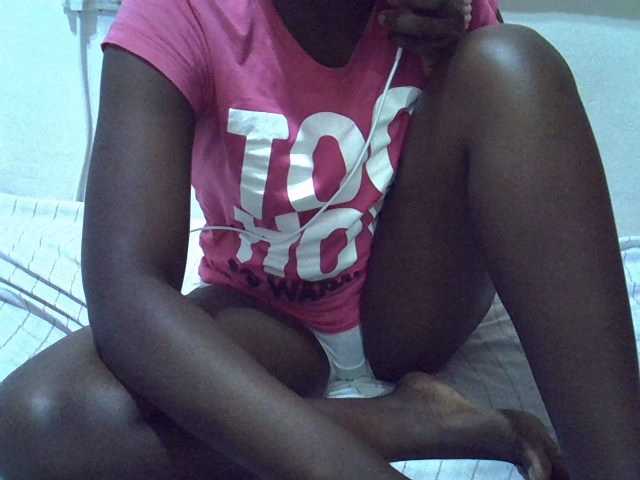 Smileylily live cam on BongaCams