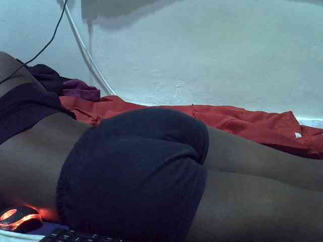 Smileylily webcam