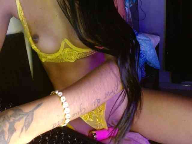 Bayonettaxxx webcam