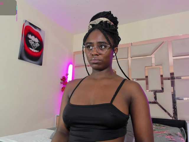 mila-fosterr live cam on BongaCams