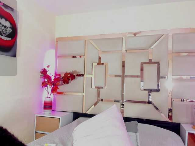 mila-fosterr live cam on BongaCams