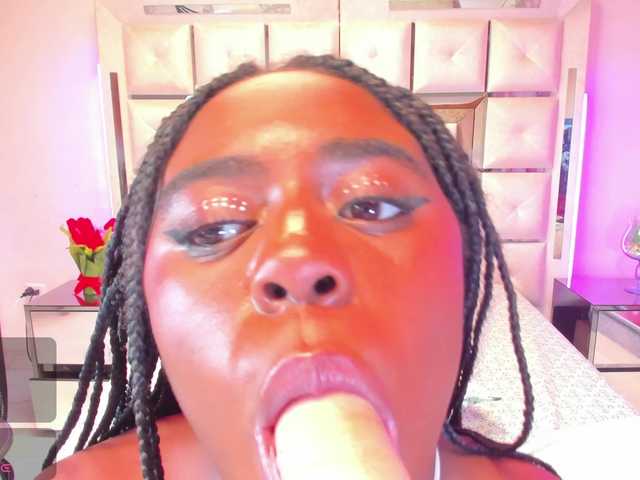mila-fosterr live cam on BongaCams