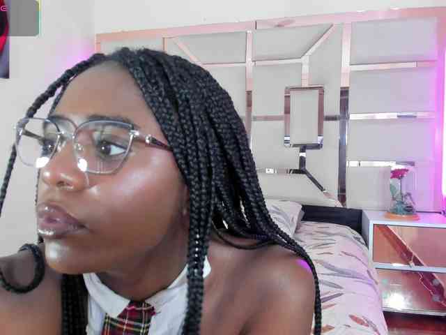 mila-fosterr webcam