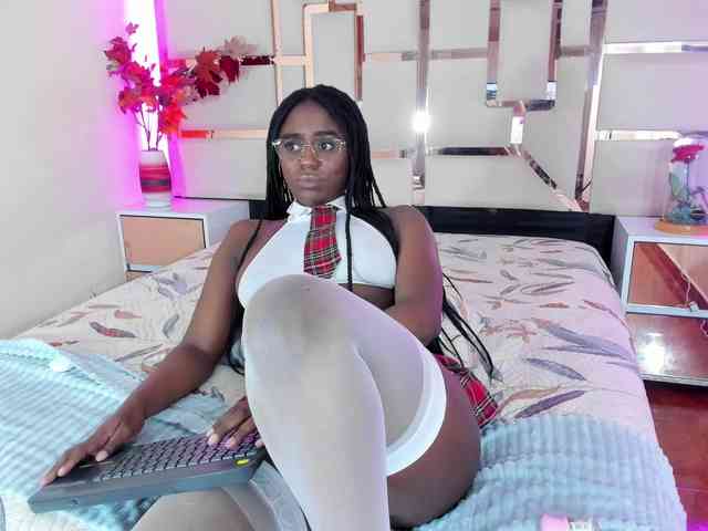 mila-fosterr webcam