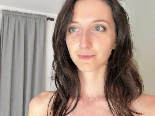 KettyBelly live cam on BongaCams