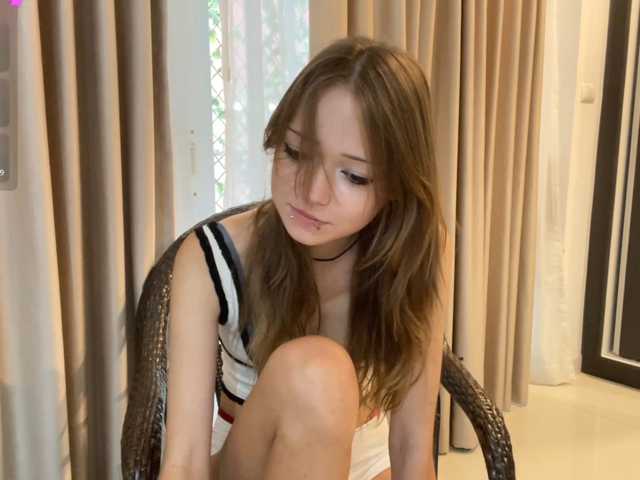 ValeriaHova live cam on BongaCams