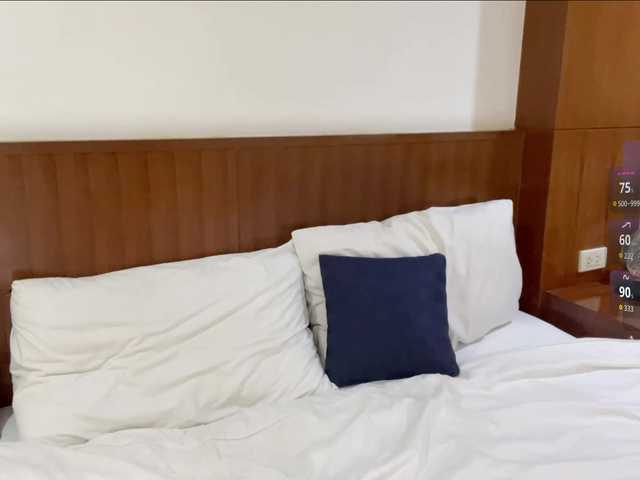 ValeriaHova live cam on BongaCams