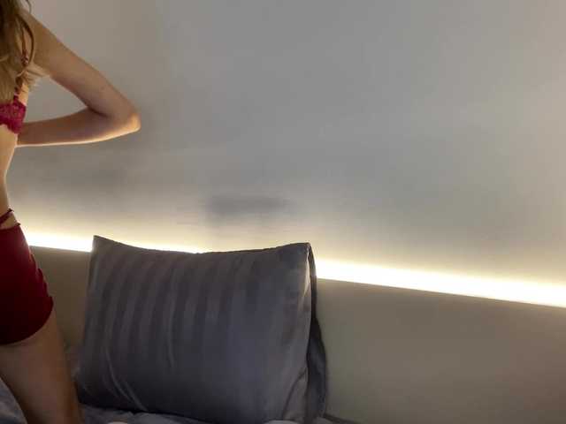 ValeriaHova live cam on BongaCams