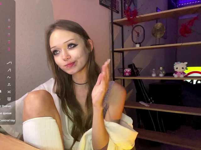 ValeriaHova live cam on BongaCams