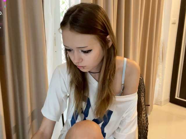 ValeriaHova live cam on BongaCams