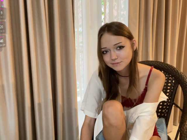 ValeriaHova live cam on BongaCams