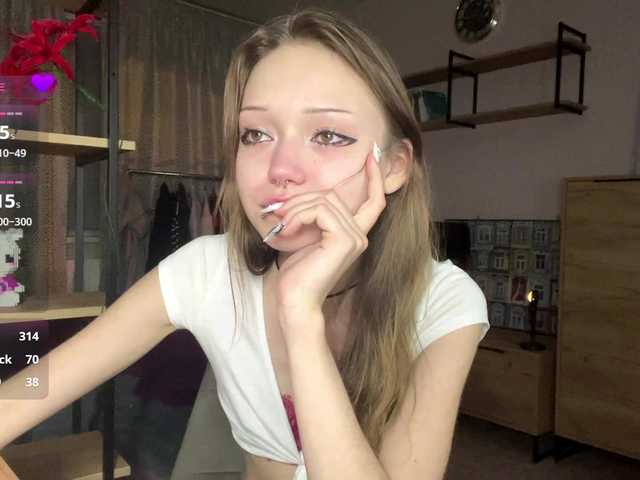 ValeriaHova live cam on BongaCams