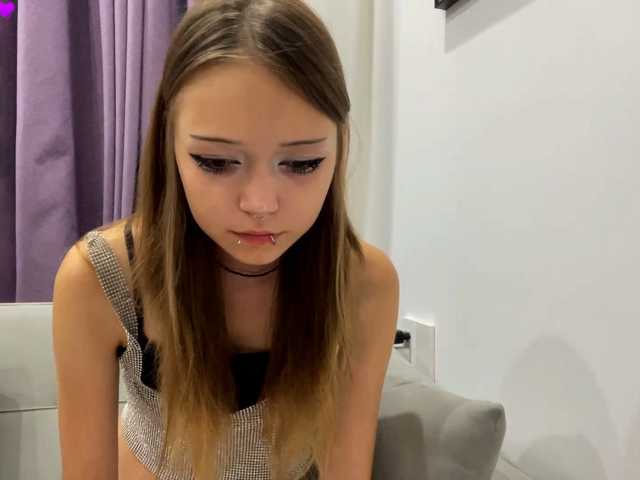 ValeriaHova live cam on BongaCams