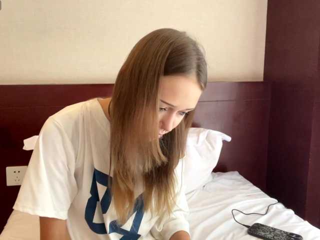 ValeriaHova live cam on BongaCams