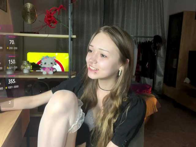 ValeriaHova live cam on BongaCams