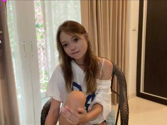 ValeriaHova live cam on BongaCams