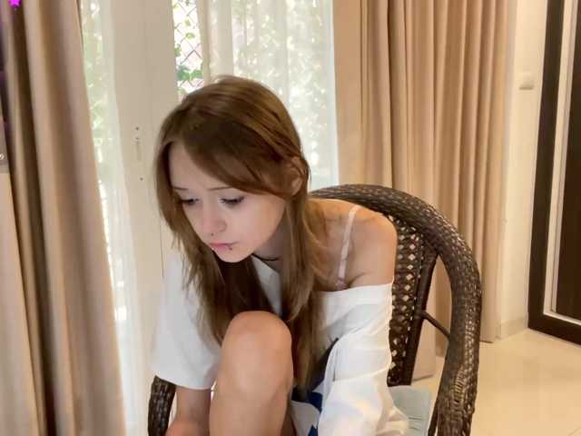 ValeriaHova live cam on BongaCams