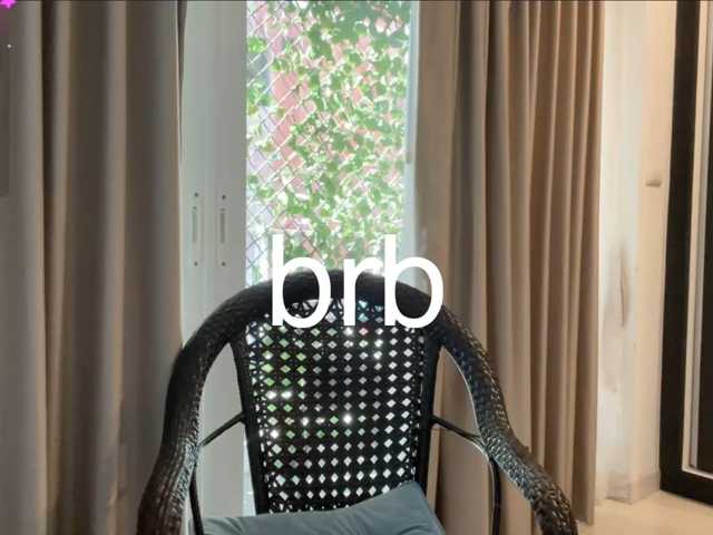 ValeriaHova, en vivo ahora en BongaCams