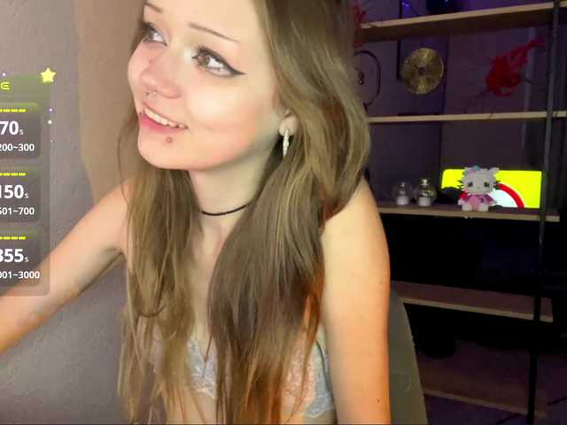 ValeriaHova live webcam show