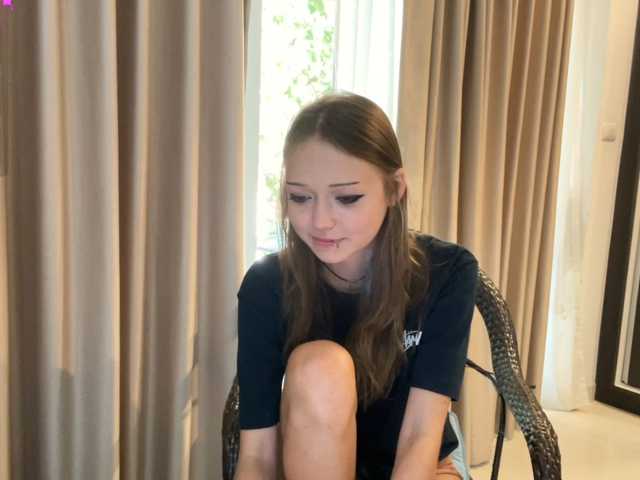 ValeriaHova live cam on BongaCams