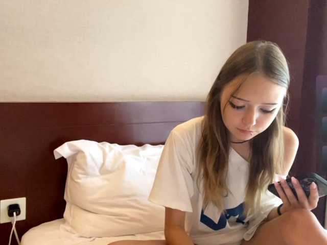ValeriaHova live cam on BongaCams