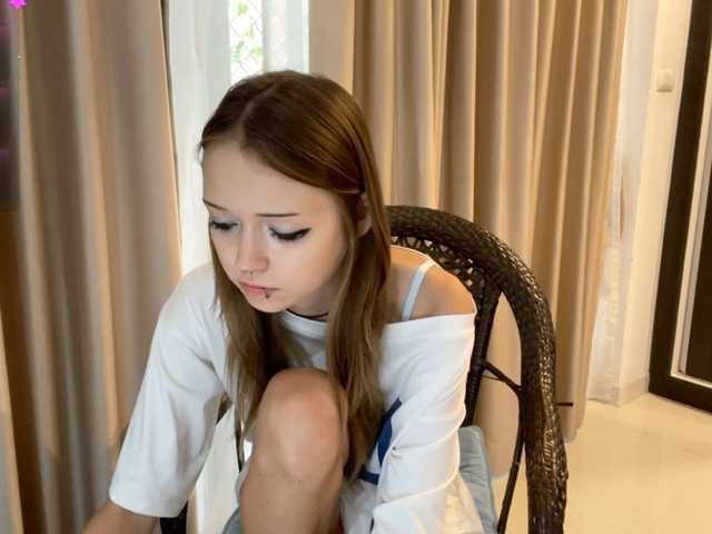 ValeriaHova live cam on BongaCams