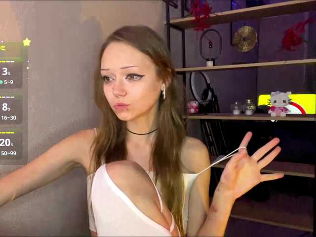ValeriaHova live cam on BongaCams