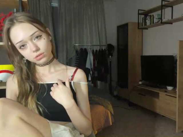 ValeriaHova live cam on BongaCams