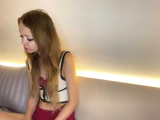 ValeriaHova live cam on BongaCams