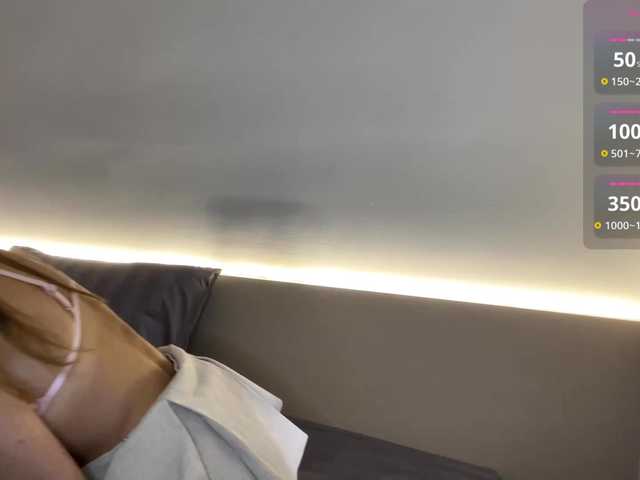 ValeriaHova live cam on BongaCams