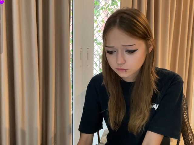 ValeriaHova live cam on BongaCams