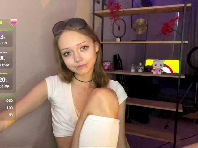 ValeriaHova live cam on BongaCams