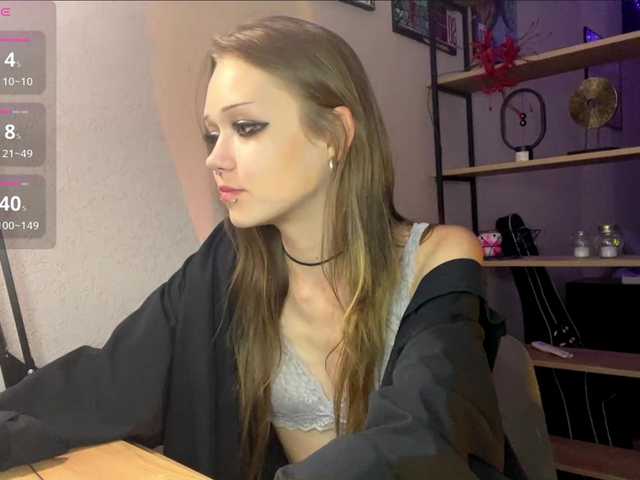 ValeriaHova live cam on BongaCams