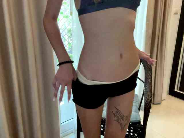 ValeriaHova webcam