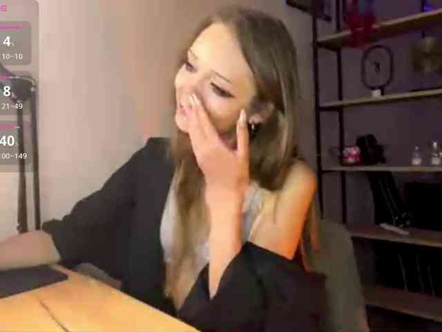 ValeriaHova webcam